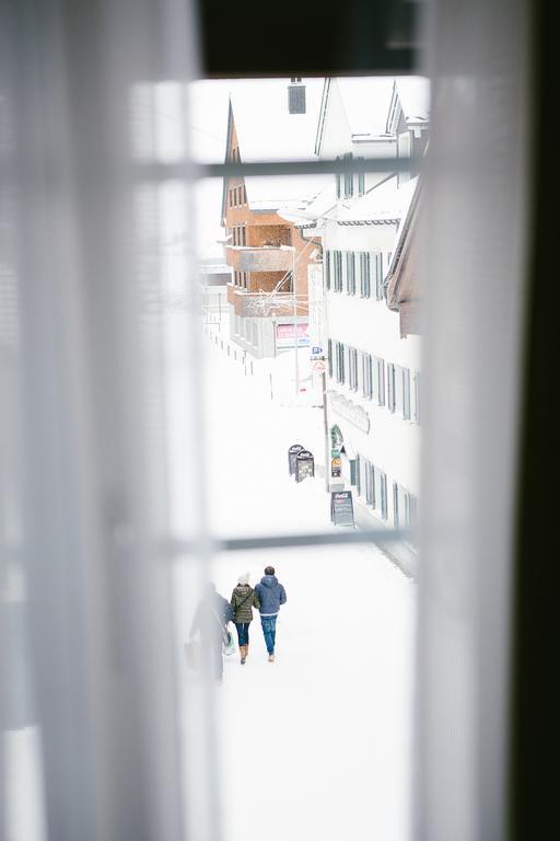 Hotel & Restaurant Zum Schwarzen Baeren Andermatt Eksteriør bilde
