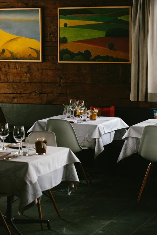 Hotel & Restaurant Zum Schwarzen Baeren Andermatt Eksteriør bilde